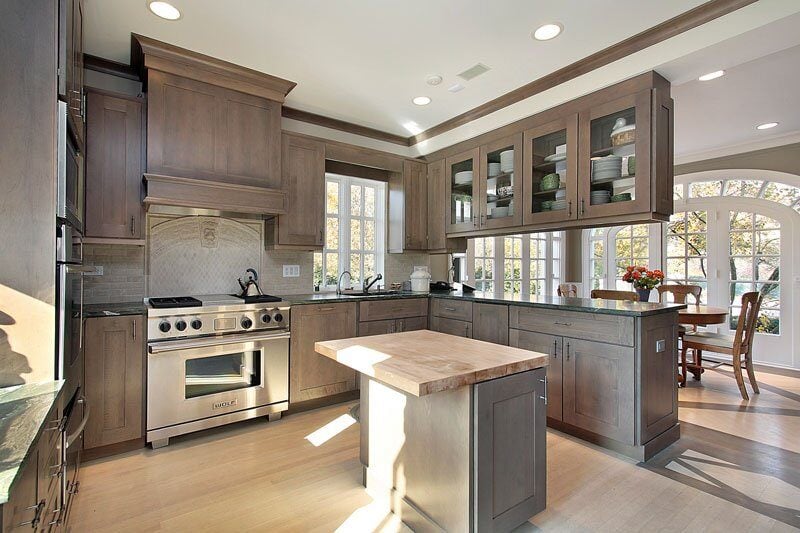 Custom open and airy kitchen