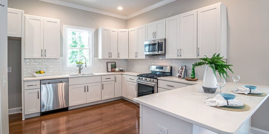 white L+shaped+kitchen