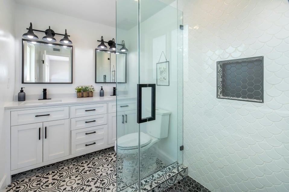 bathroom-remodeled-in-cape-cod-with-vanity